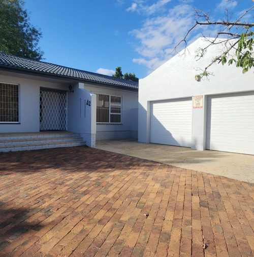 4 Bedroom House for Sale in Panorama